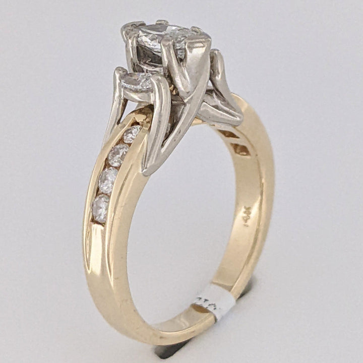14K .65 CARAT TOTAL WEIGHT SI1 H DIAMOND MARQUISE (3) ROUND (8) ESTATE RING 4.3 GRAMS