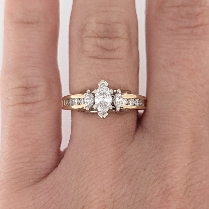 14K .65 CARAT TOTAL WEIGHT SI1 H DIAMOND MARQUISE (3) ROUND (8) ESTATE RING 4.3 GRAMS