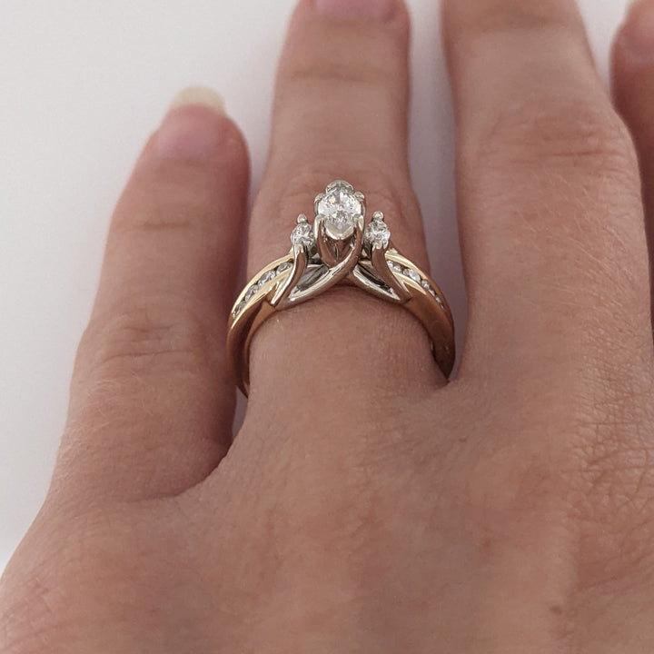14K .65 CARAT TOTAL WEIGHT SI1 H DIAMOND MARQUISE (3) ROUND (8) ESTATE RING 4.3 GRAMS