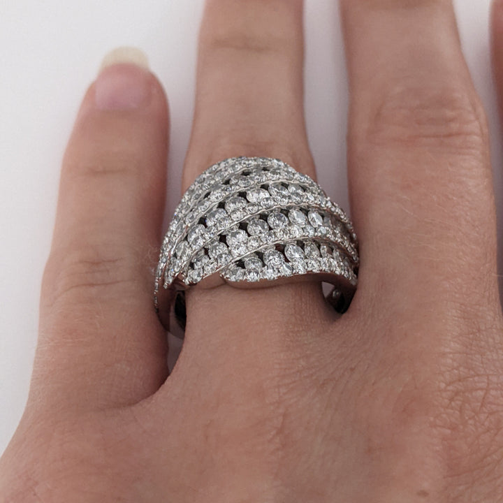 10K WHITE 2.73 CARAT TOTAL WEIGHT I1 H-I DIAMOND ROUND (129) MULTI-ROW ESTATE RING 6.8 GRAMS