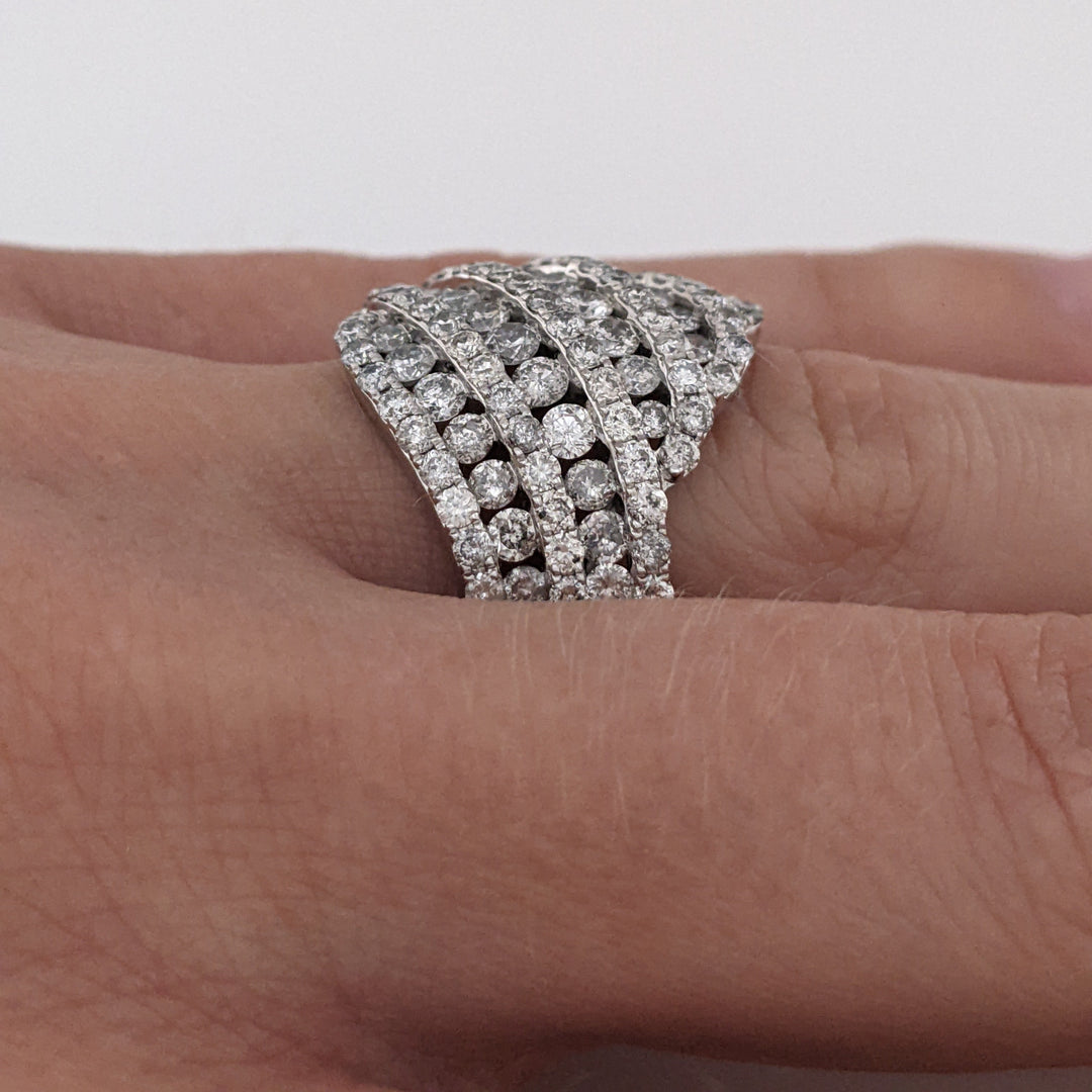 10K WHITE 2.73 CARAT TOTAL WEIGHT I1 H-I DIAMOND ROUND (129) MULTI-ROW ESTATE RING 6.8 GRAMS