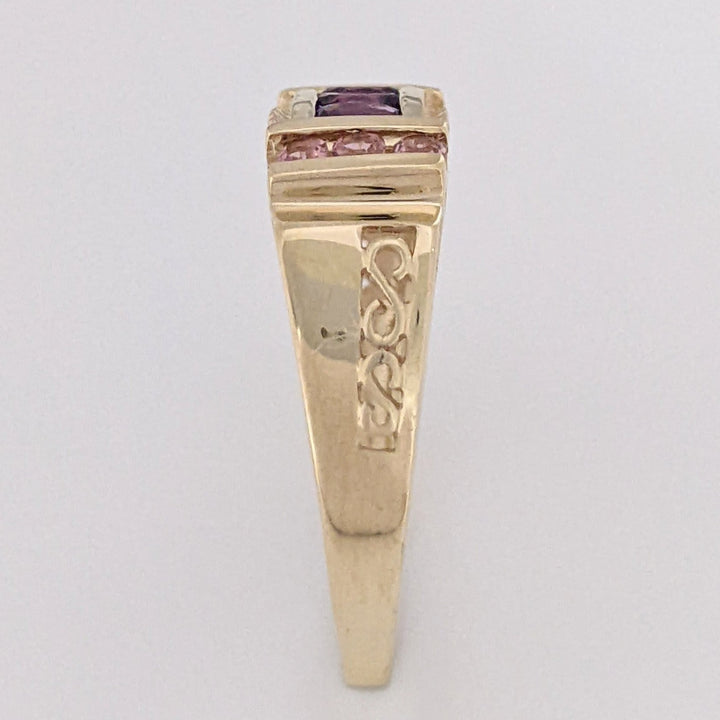 10K AMETHYST OVAL (3) WITH PINK TOURMALINE ROUND (6) ESTATE RING 3.0 GRAMS