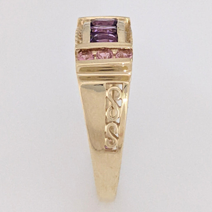 10K AMETHYST OVAL (3) WITH PINK TOURMALINE ROUND (6) ESTATE RING 3.0 GRAMS