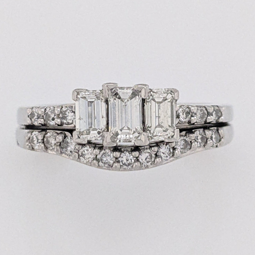 14K WHITE .94 CARAT TOTAL WEIGHT SI2 I DIAMOND EMERALD CUT (3) ROUND (17) ESTATE RING/BAND SET 7.3 GRAMS