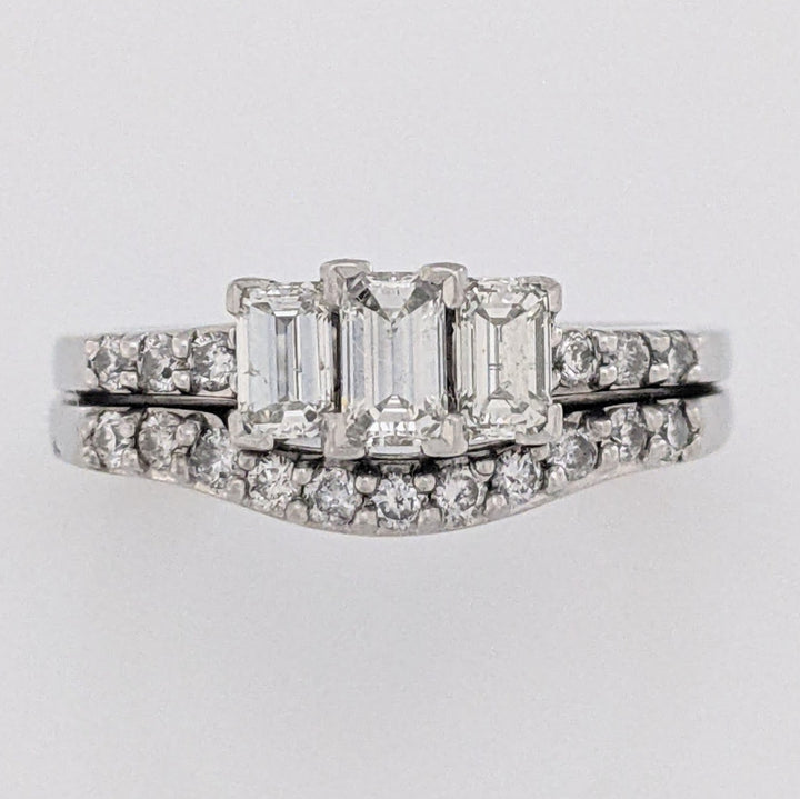 14K WHITE .94 CARAT TOTAL WEIGHT SI2 I DIAMOND EMERALD CUT (3) ROUND (17) ESTATE RING/BAND SET 7.3 GRAMS