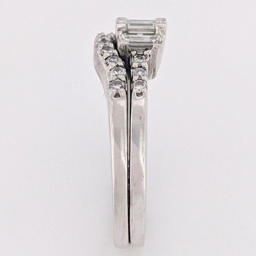 14K WHITE .94 CARAT TOTAL WEIGHT SI2 I DIAMOND EMERALD CUT (3) ROUND (17) ESTATE RING/BAND SET 7.3 GRAMS