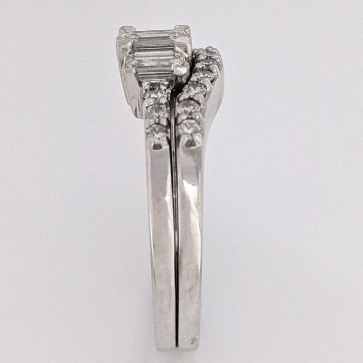 14K WHITE .94 CARAT TOTAL WEIGHT SI2 I DIAMOND EMERALD CUT (3) ROUND (17) ESTATE RING/BAND SET 7.3 GRAMS