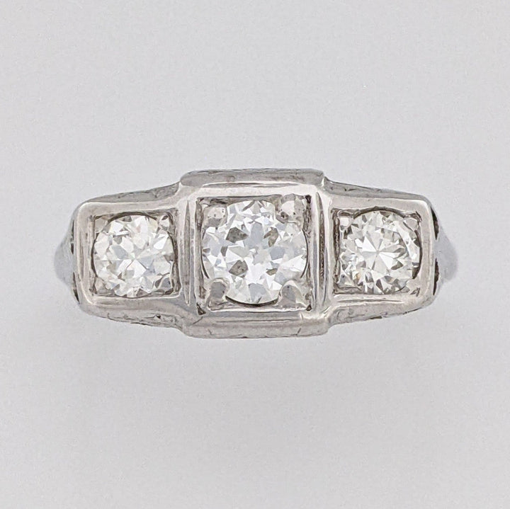 18K WHITE .72 CARAT TOTAL WEIGHT SI1 I DIAMOND ROUND (3) VINTAGE ESTATE RING 2.7 GRAMS