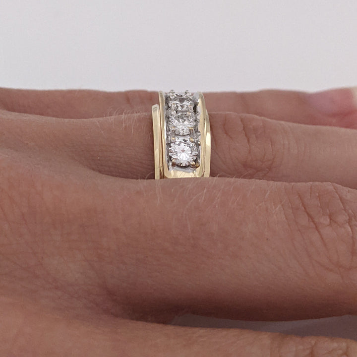 14K .95 CARAT TOTAL WEIGHT I1 H DIAMOND ROUND (5) ESTATE BAND 9.6 GRAMS