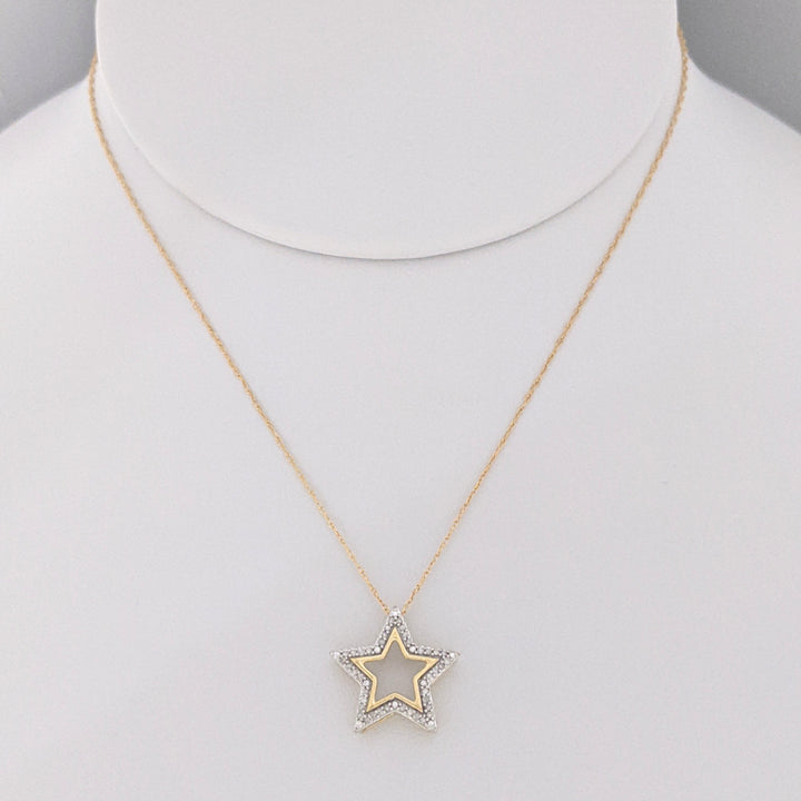 10K .20 CARAT TOTAL WEIGHT DIAMOND ROUND (40) OPEN STAR ESTATE PENDANT & CHAIN 1.2 GRAMS