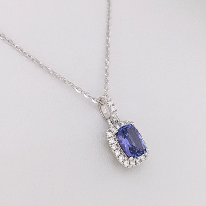 14K WHITE TANZANITE "AA" EMERALD CUT 6X8 WITH .24 DIAMOND TOTAL WEIGHT ESTATE PENDANT & CHAIN 4.0 GRAMS