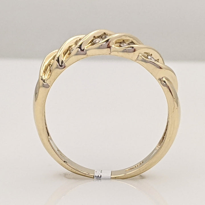 10K .20 CARAT TOTAL WEIGHT I1 H DIAMOND ROUND (15) TWIST ESTATE BAND 3.0 GRAMS