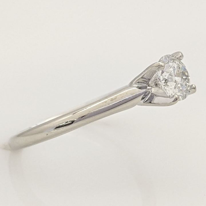 14K WHITE .61 CARAT TOTAL I1 G DIAMOND ROUND ESTATE SOLITAIRE RING 2.1 GRAMS