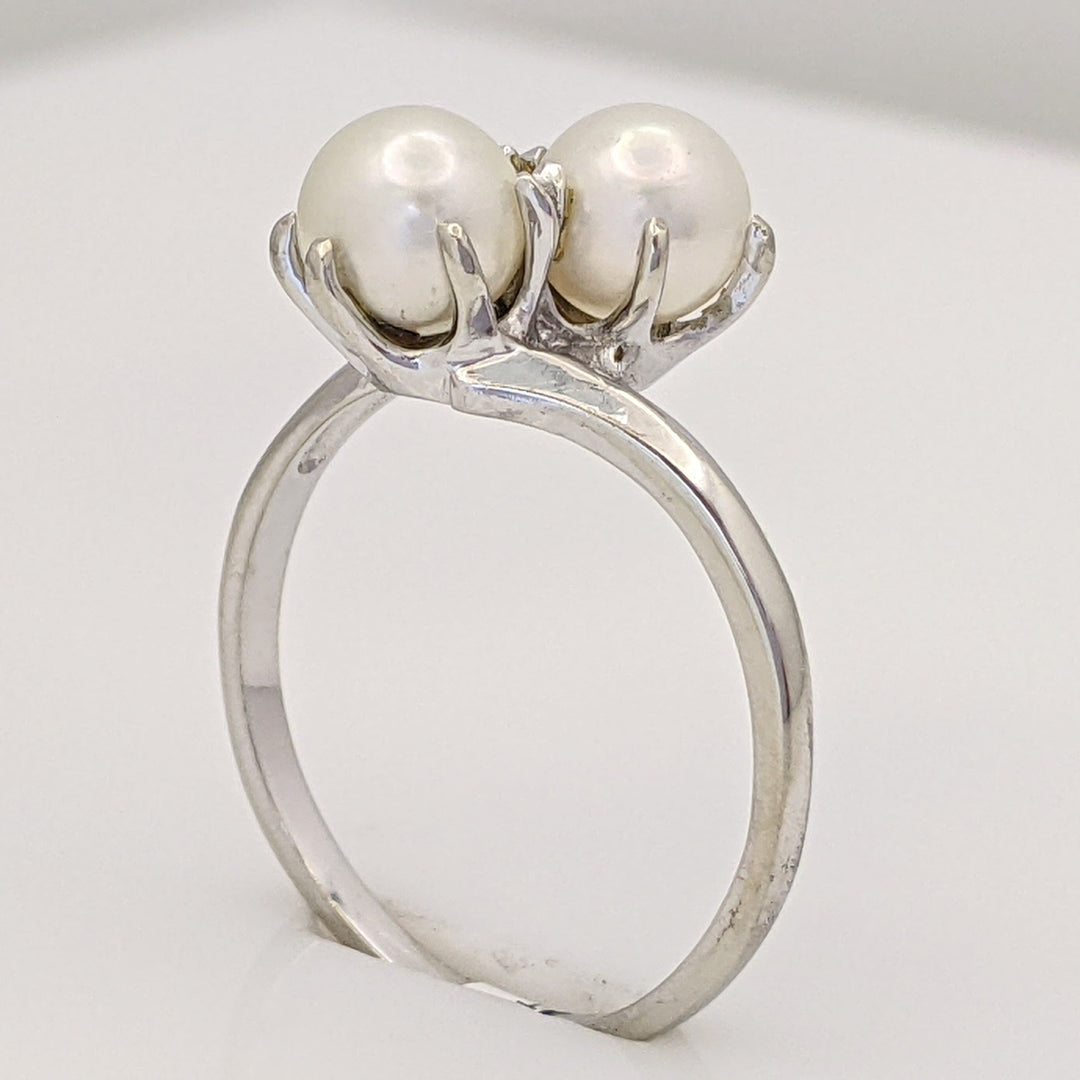 14K WHITE PEARL ROUND (2) 5.5MM BYPASS ESTATE RING 1.9 GRAMS