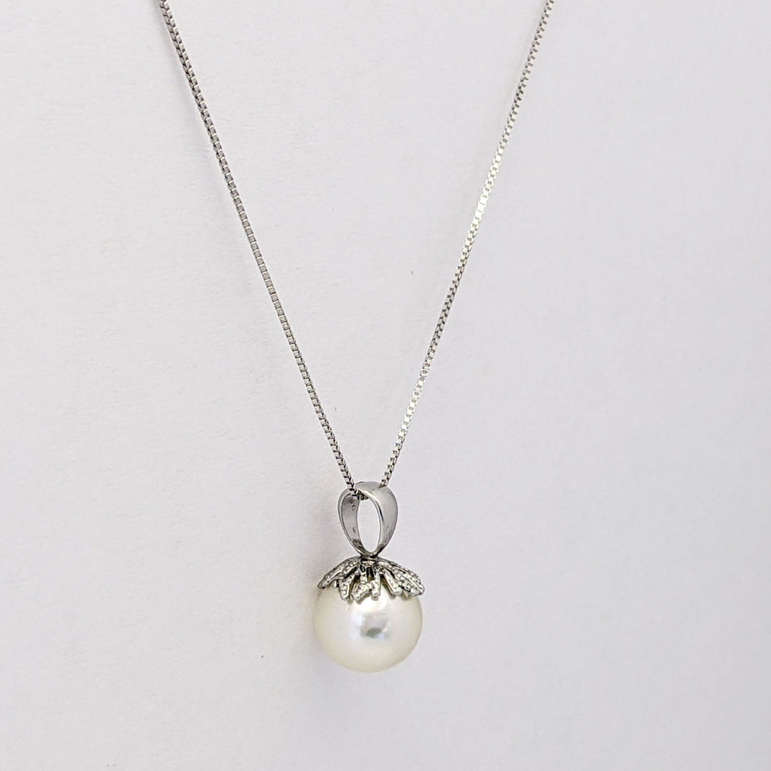 14K WHITE PEARL ROUND 8MM ESTATE PENDANT & CHAIN 1.7 GRAMS