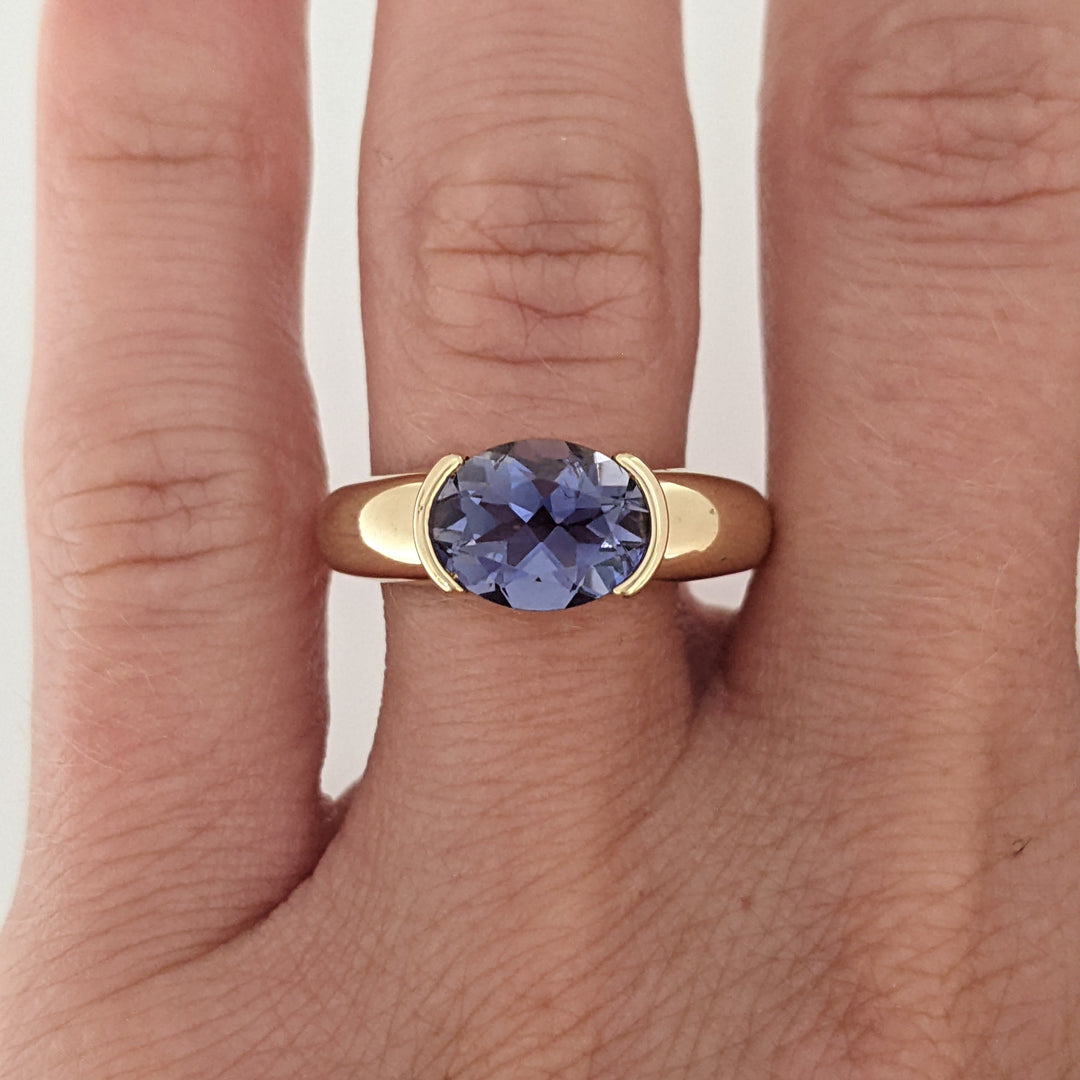 14K IOLITE OVAL 7X9 HALF BEZEL ESTATE RING 3.5 GRAMS