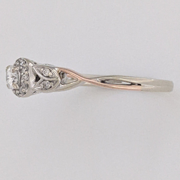 14K TWO-TONE .26 CARAT TOTAL WEIGHT I1 H DIAMOND ROUND (17) HALO ESTATE RING 2.7 GRAMS