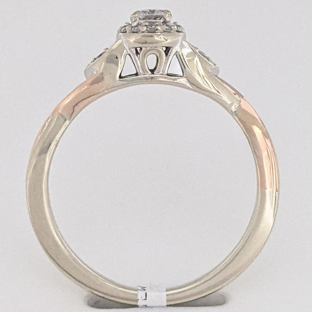14K TWO-TONE .26 CARAT TOTAL WEIGHT I1 H DIAMOND ROUND (17) HALO ESTATE RING 2.7 GRAMS