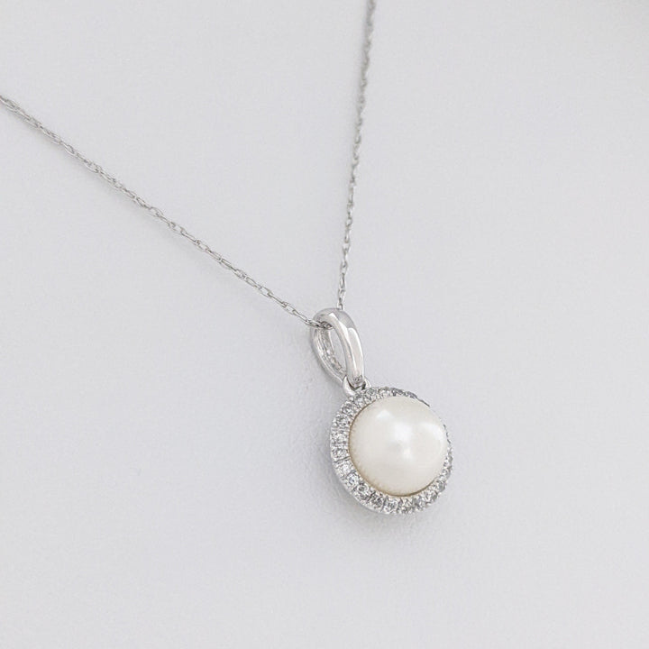 14K WHITE PEARL ROUND 7MM WITH MELEE HALO ESTATE PENDANT & CHAIN 1.9 GRAMS