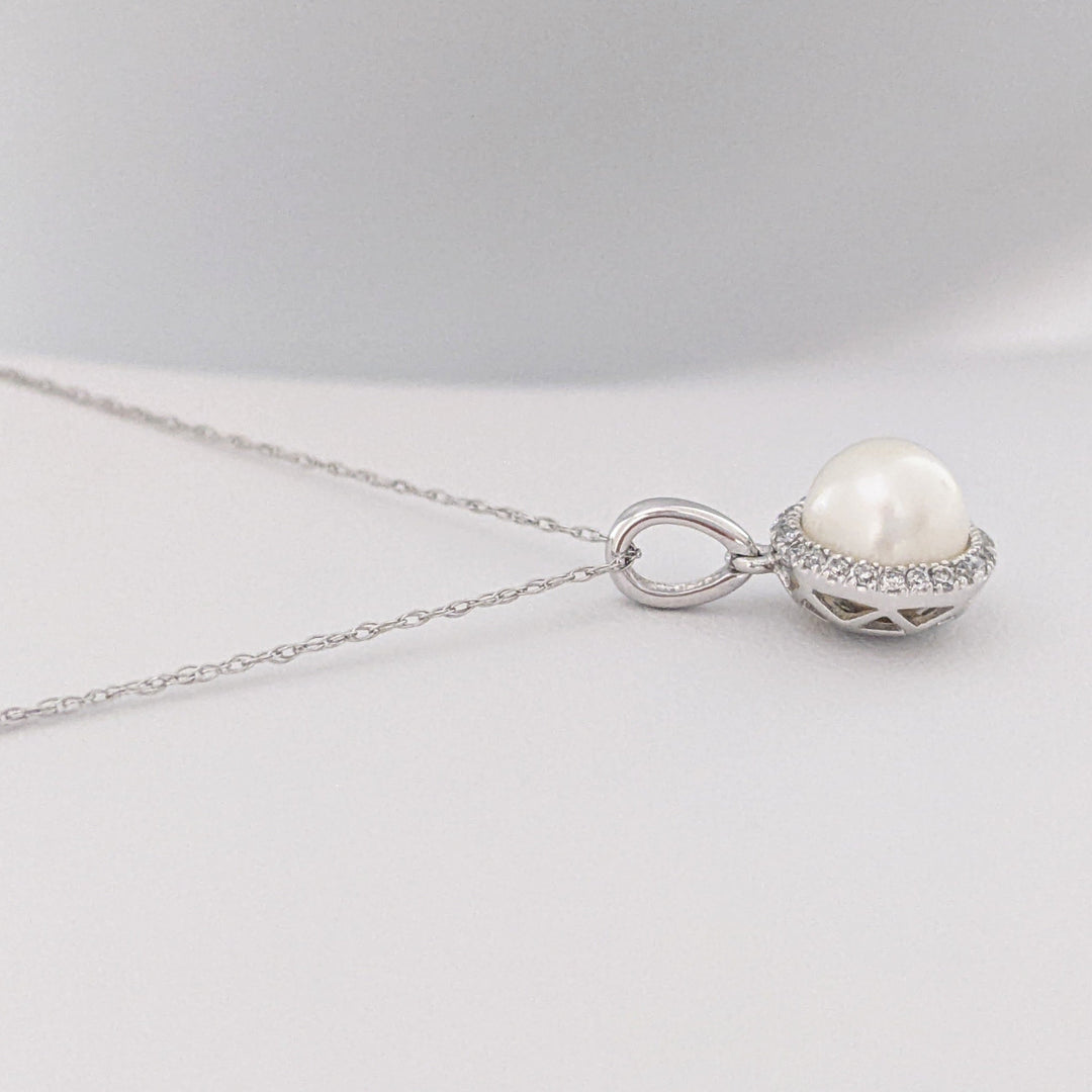 14K WHITE PEARL ROUND 7MM WITH MELEE HALO ESTATE PENDANT & CHAIN 1.9 GRAMS