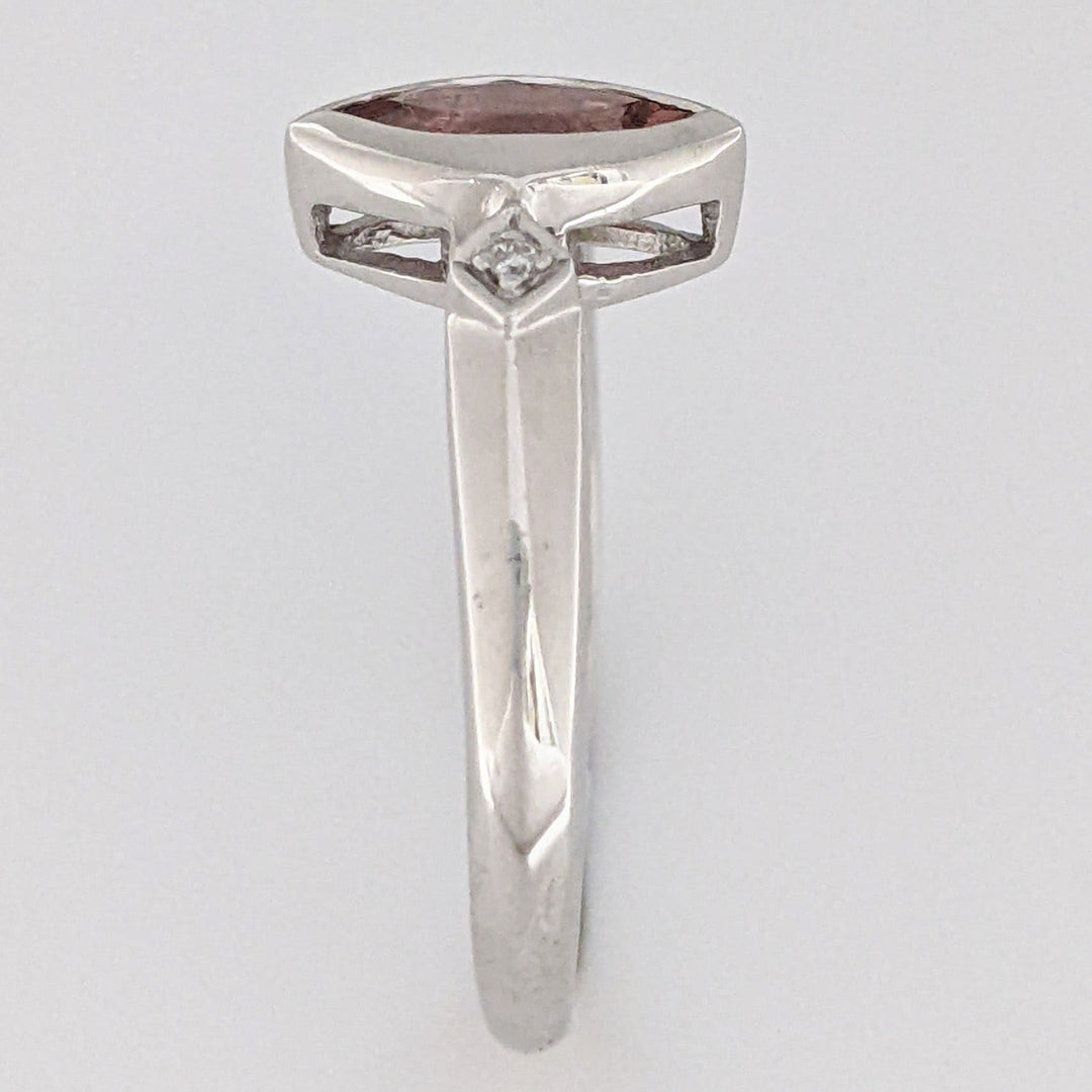 14K WHITE PINK TOURMALINE MARQUISE 4X5 WITH (2) MELEE ESTATE RING 2.3 GRAMS