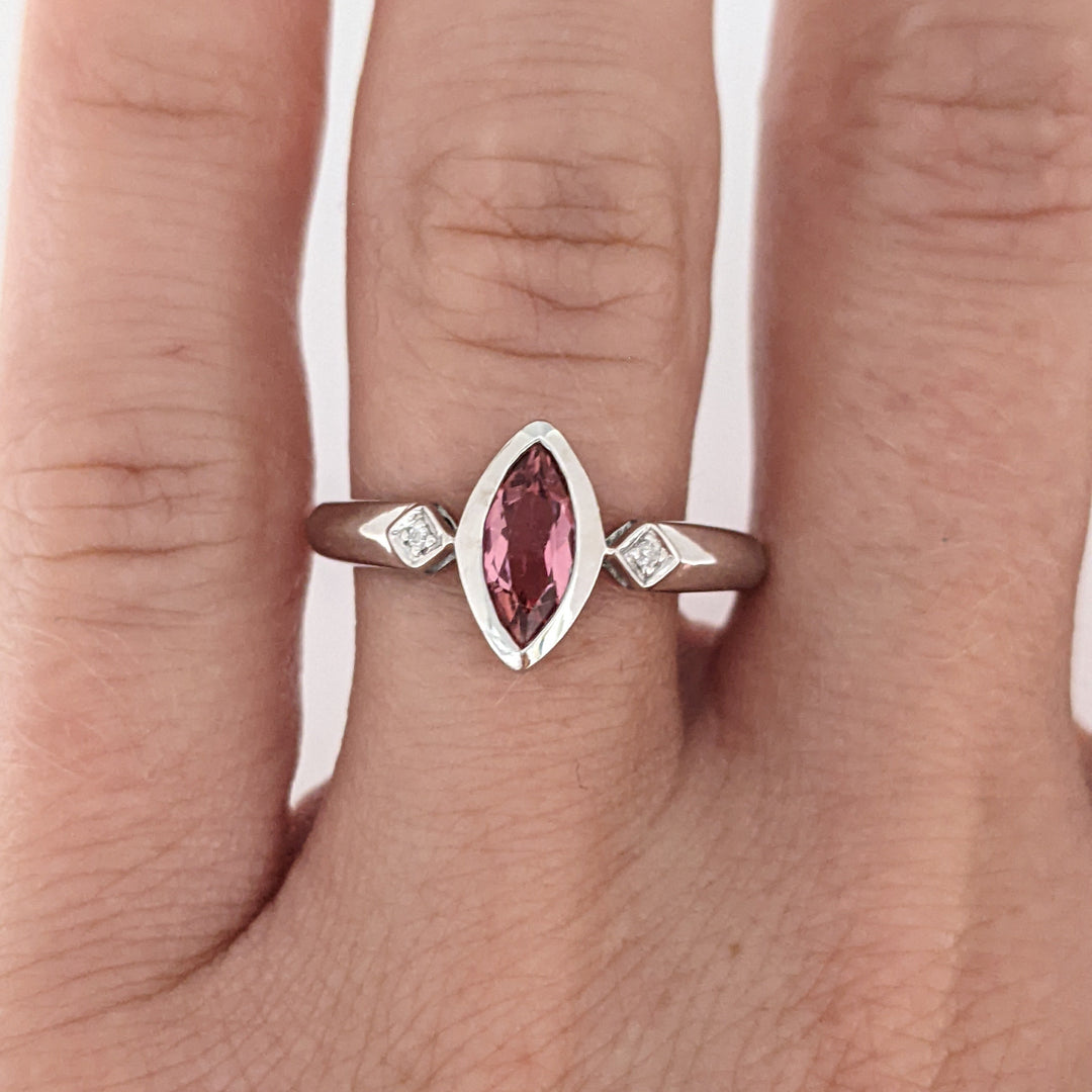 14K WHITE PINK TOURMALINE MARQUISE 4X5 WITH (2) MELEE ESTATE RING 2.3 GRAMS