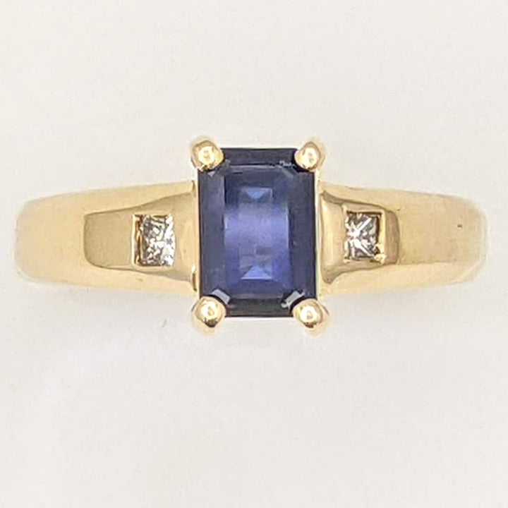 14K SAPPHIRE EMERALD CUT 5X7 WITH .18 DIAMOND TOTAL WEIGHT (2) PRINCESS CUT ESTATE RING 4.7 GRAMS