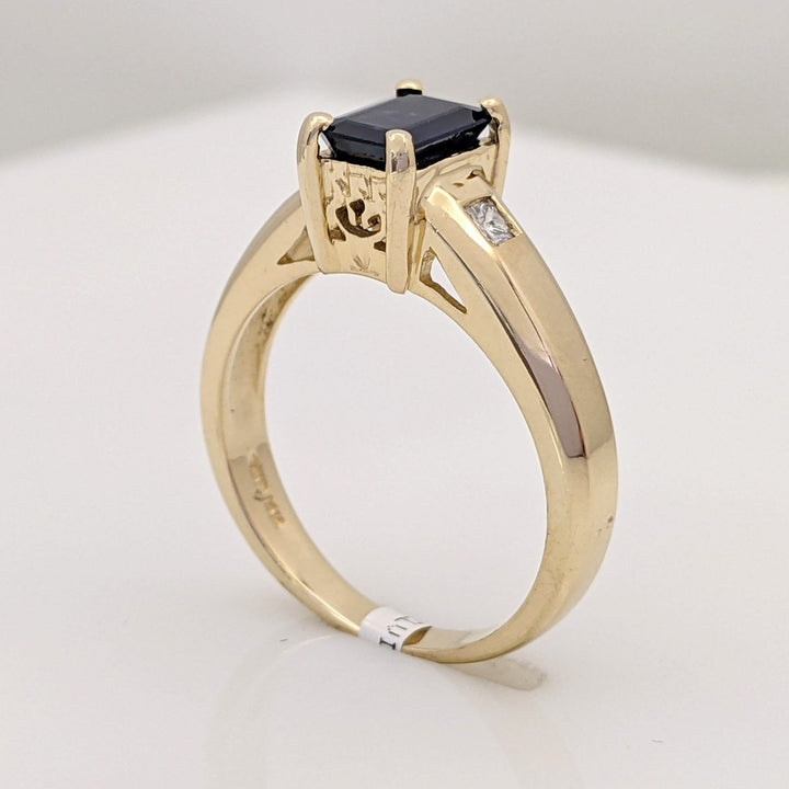 14K SAPPHIRE EMERALD CUT 5X7 WITH .18 DIAMOND TOTAL WEIGHT (2) PRINCESS CUT ESTATE RING 4.7 GRAMS