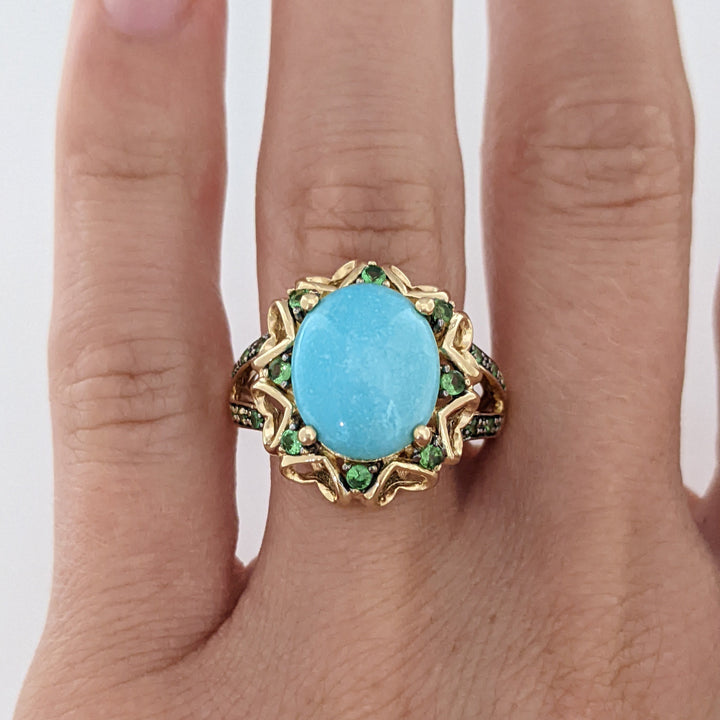 14K AVENTURINE OVAL 10X12 WITH (20) ROUND ESTATE RING 5.5 GRAMS