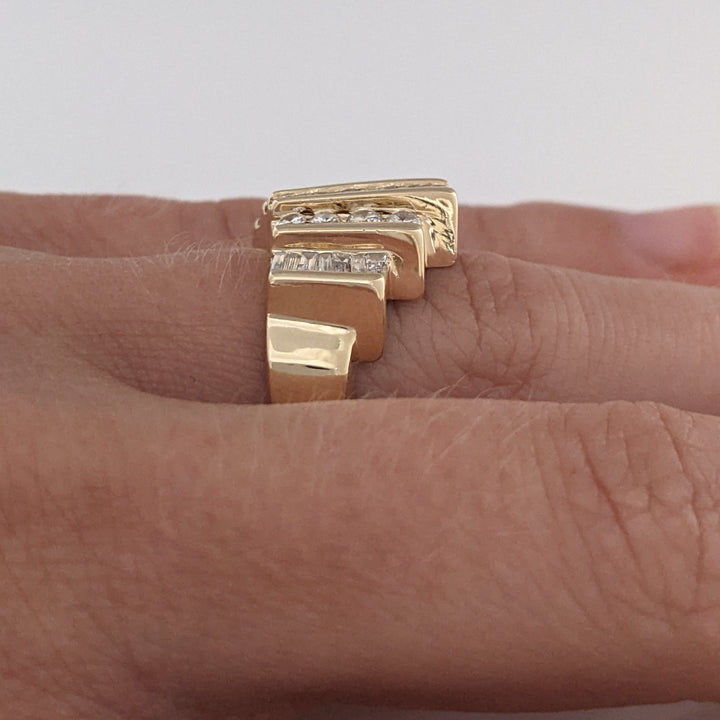 14K .50 CARAT TOTAL WEIGHT I1 H DIAMOND ROUND (34) 5-ROW CHANNEL SET ESTATE RING 5.6 GRAMS