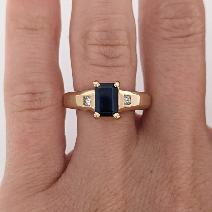 14K SAPPHIRE EMERALD CUT 5X7 WITH .18 DIAMOND TOTAL WEIGHT (2) PRINCESS CUT ESTATE RING 4.7 GRAMS