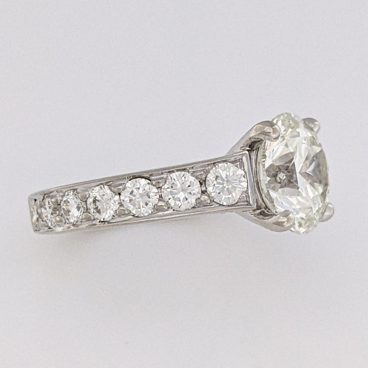 18K WHITE 3.44 CARAT TOTAL SI1 L DIAMOND ROUND WITH 1.32 CARAT TOTAL WEIGHT SI H (14) ESTATE RING 7.0 GRAMS