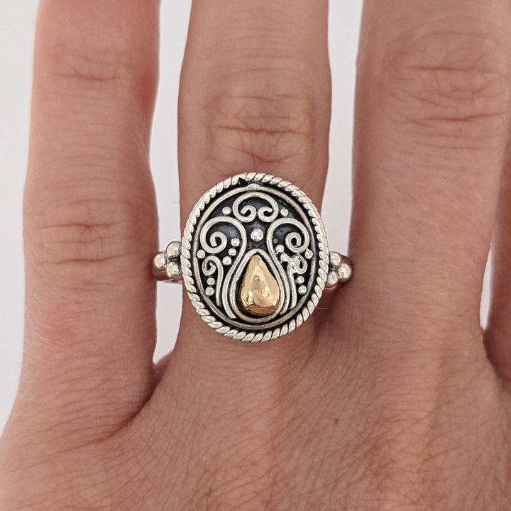 STERLING SILVER/18K "SUARTI BALI" OVAL FANCY ESTATE RING 5.6 GRAMS