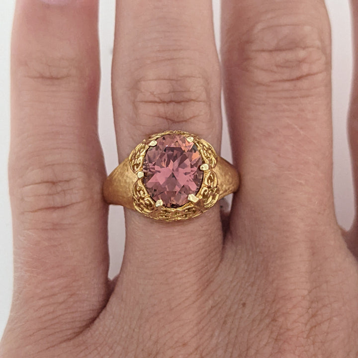18K PINK TOURMALINE OVAL 8X10 FILAGREE TOP ESTATE RING 4.6 GRAMS