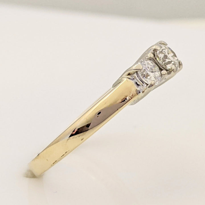 14K .65 CARAT TOTAL WEIGHT I1 I DIAMOND ROUND (3) ESTATE TRINITY RING 4.4 GRAMS