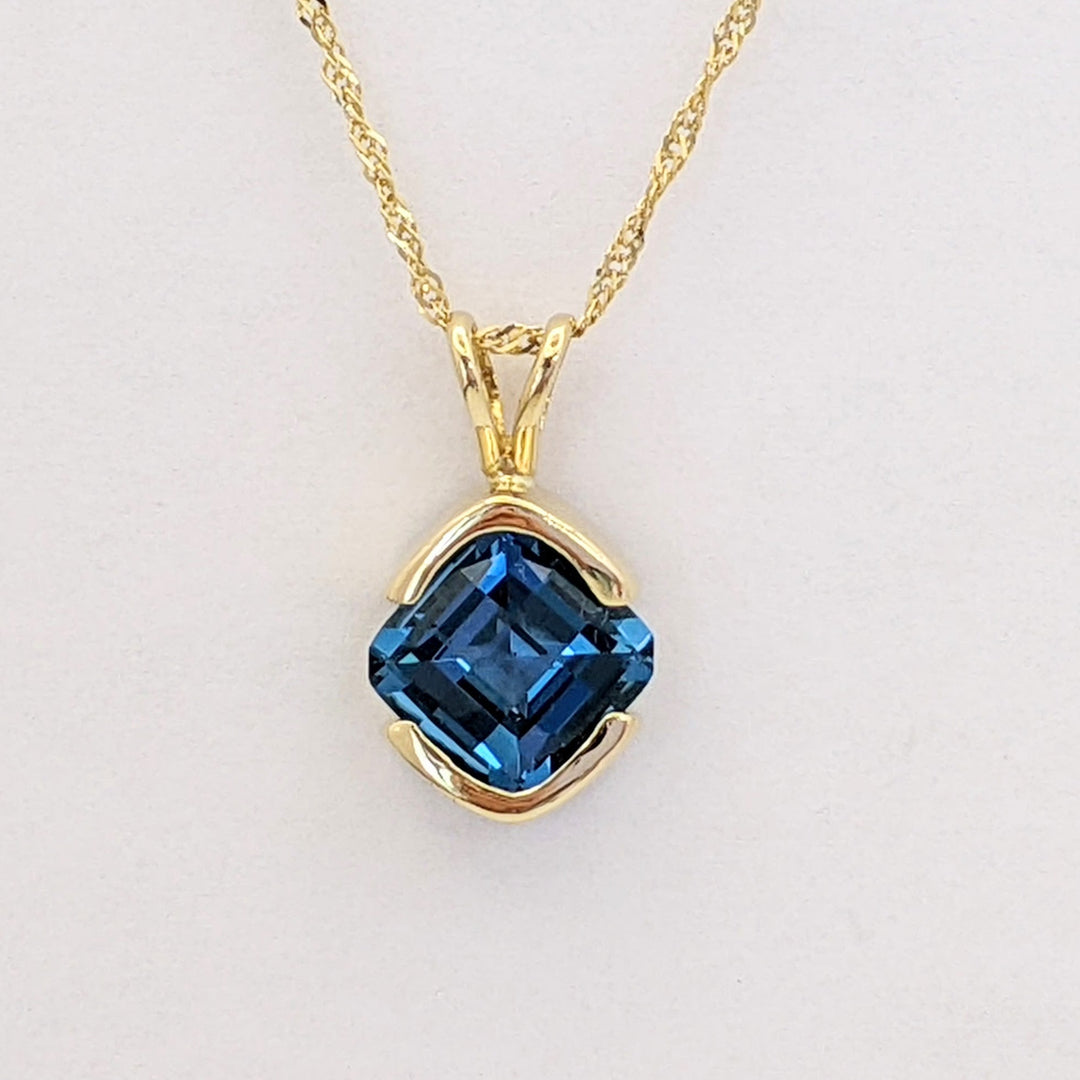 14K LONDON BLUE TOPAZ CUSHION CUT 7MM ESTATE PENDANT &amp; CHAIN 2.6 GRAMS
