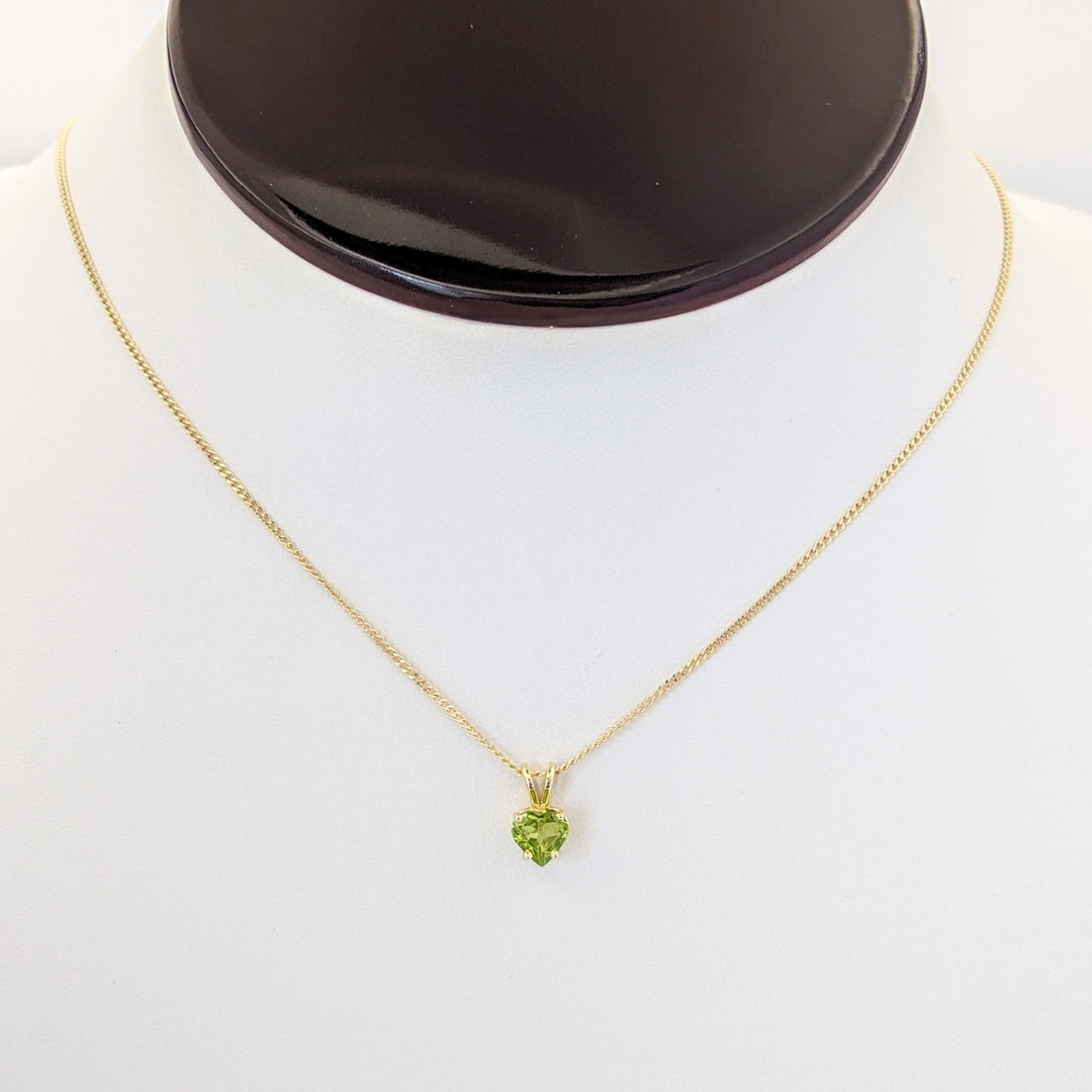 14K PERIDOT HEART 6MM ESTATE PENDANT &amp; CHAIN 2.3 GRAMS