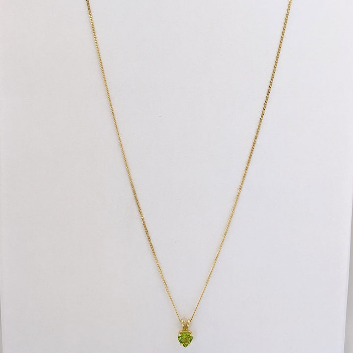14K PERIDOT HEART 6MM ESTATE PENDANT &amp; CHAIN 2.3 GRAMS