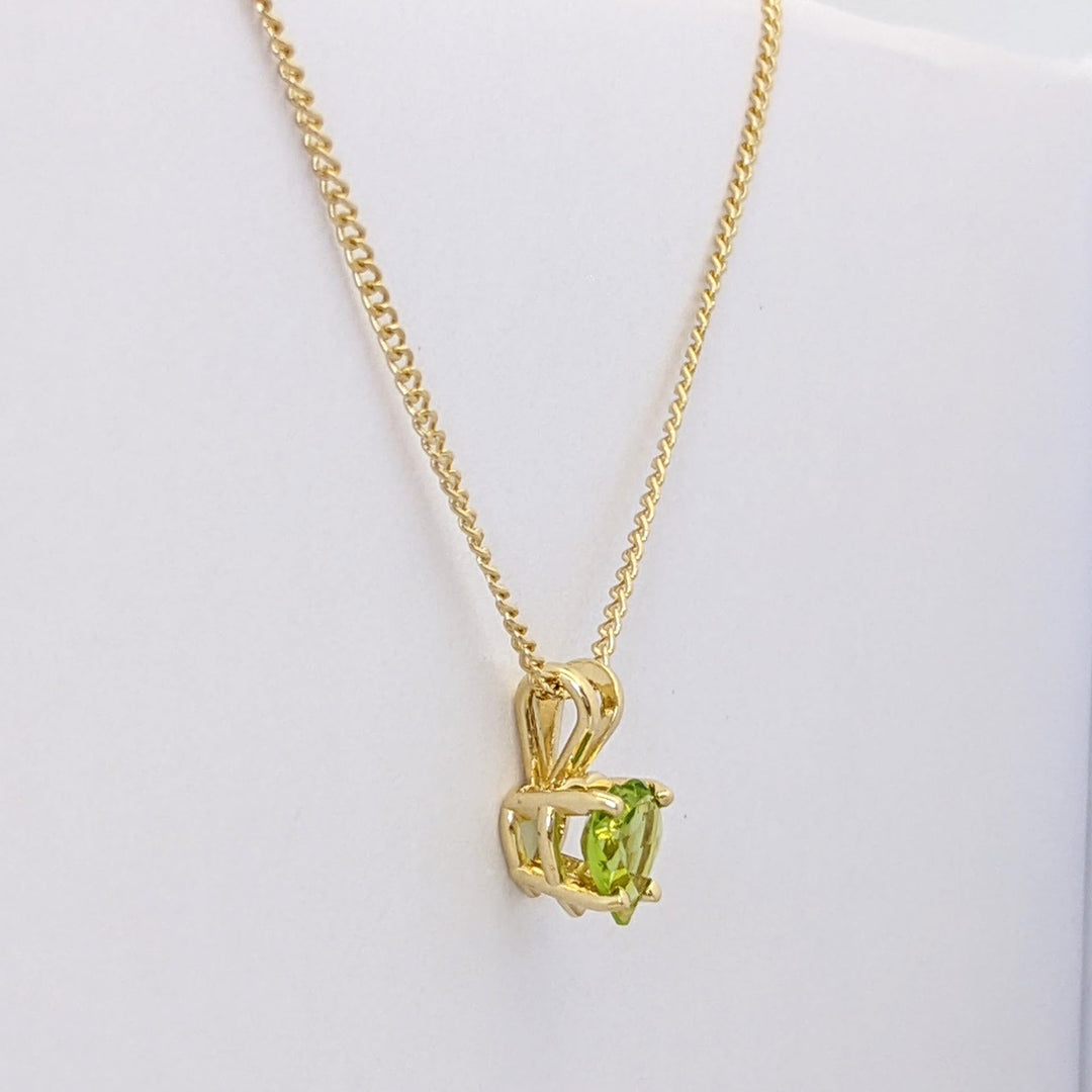 14K PERIDOT HEART 6MM ESTATE PENDANT &amp; CHAIN 2.3 GRAMS