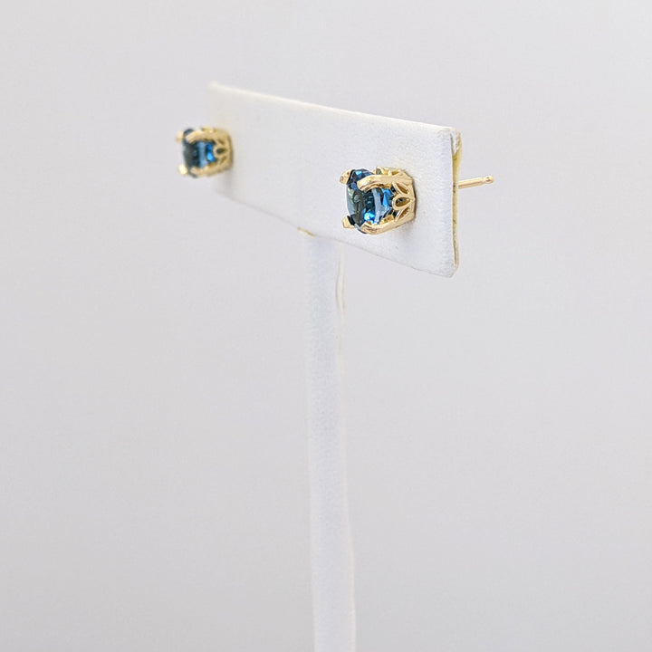 14K LONDON BLUE TOPAZ ROUND 6MM ESTATE STUD EARRINGS 1.6 GRAMS