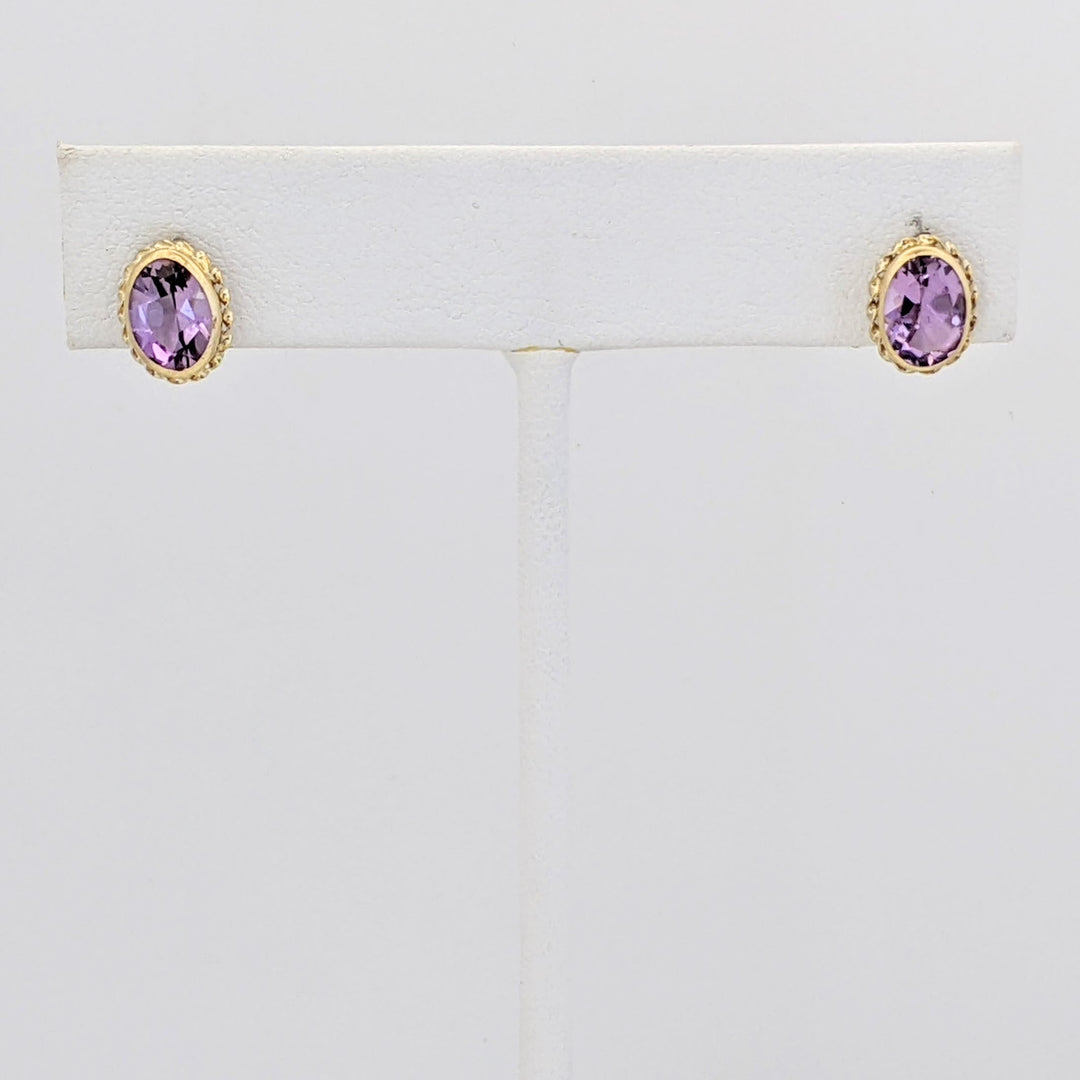 14K AMETHYST OVAL 6X8 BEZEL GOLD TRIM ESTATE RING 0.9 GRAMS