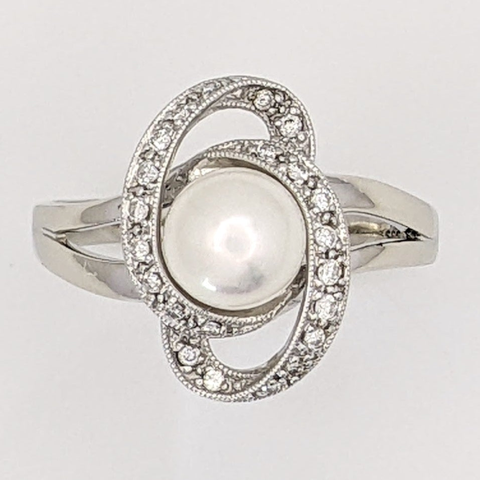 14K WHITE PEARL ROUND 7.3MM WITH MELEE SWIRL ESTATE RING 4.8 GRAMS