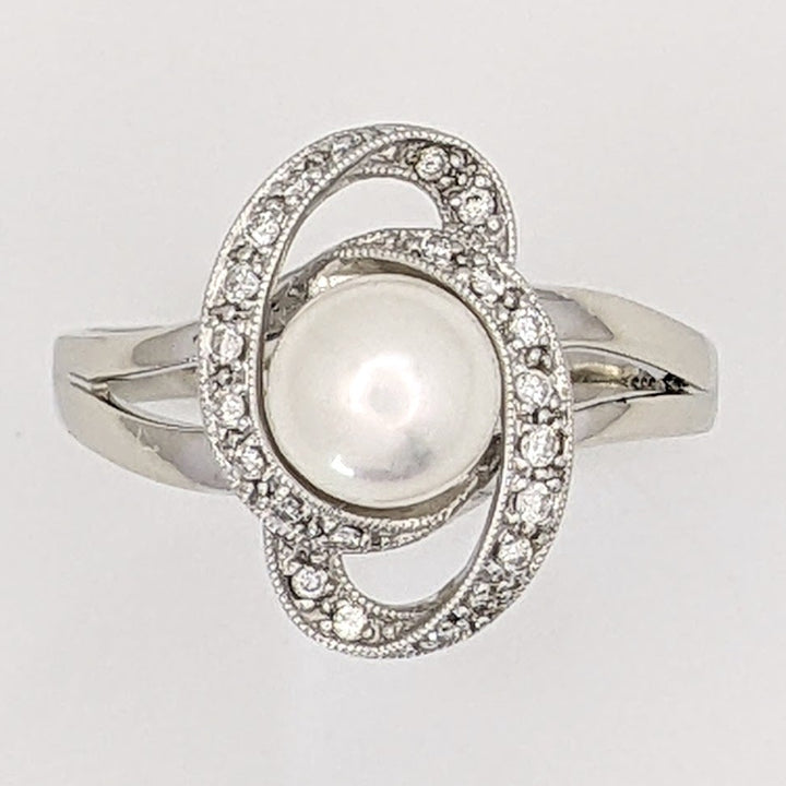 14K WHITE PEARL ROUND 7.3MM WITH MELEE SWIRL ESTATE RING 4.8 GRAMS