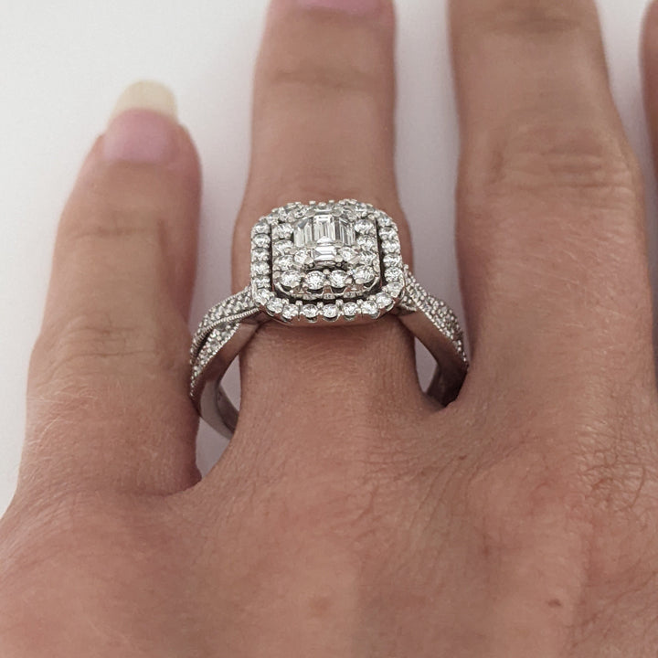 14K WHITE 1.02 CARAT TOTAL WEIGHT SI1 I DIAMOND EMERALD CUT (5) ROUND (88) CLUSTER HALO ESTATE RING 5.7 GRAMS