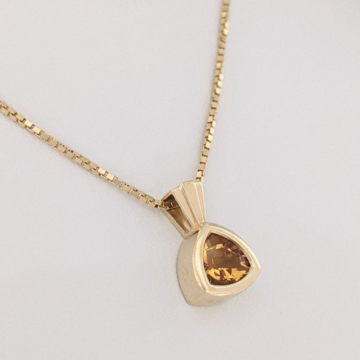 14K CITRINE TRILLION 7MM BEZEL ESTATE PENDANT &amp; CHAIN 5.2 GRAMS
