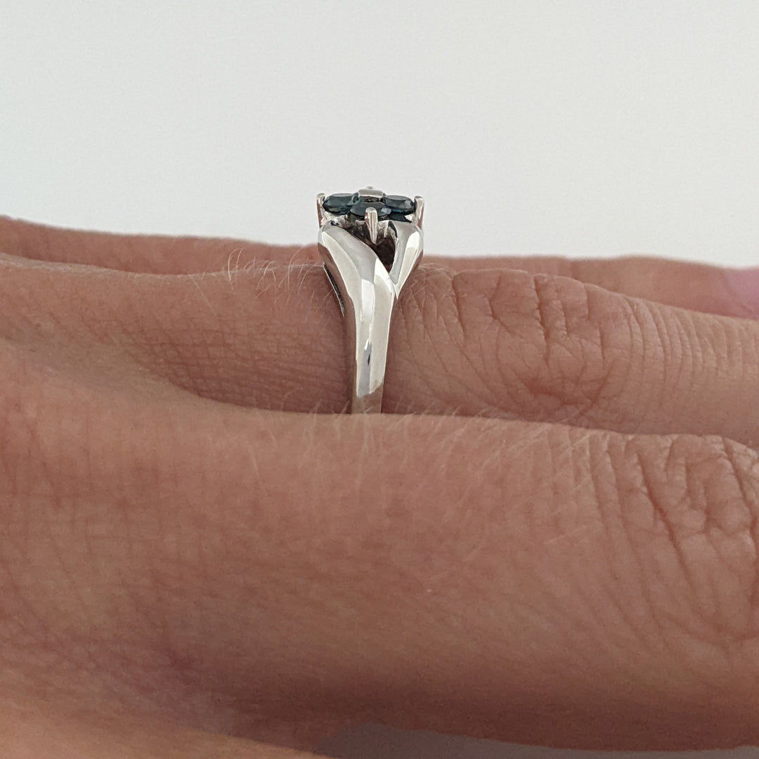 14K WHITE .20 CARAT TOTAL WEIGHT BLUE DIAMOND ROUND (4) FLORAL OPEN TOP ESTATE RING 3.3 GRAMS
