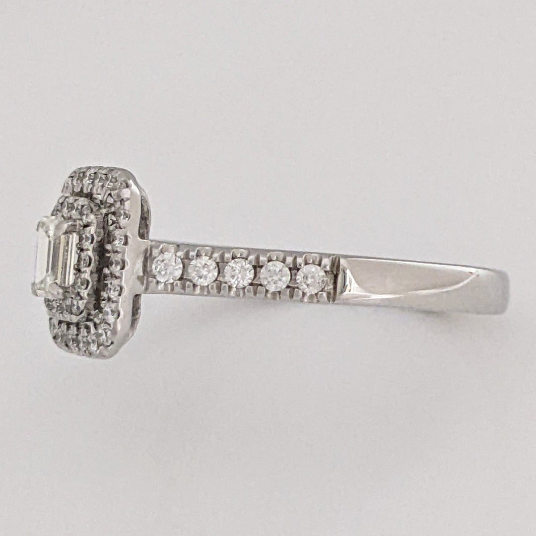10K WHITE .50 CARAT TOTAL WEIGHT SI1 I DIAMOND EMERALD CUT (1) ROUND (49) ESTATE HALO RING 3.0 GRAMS