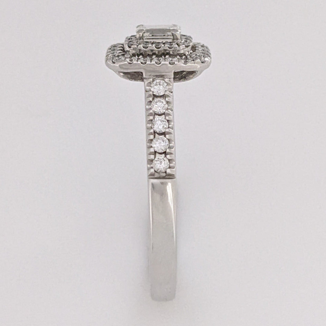 10K WHITE .50 CARAT TOTAL WEIGHT SI1 I DIAMOND EMERALD CUT (1) ROUND (49) ESTATE HALO RING 3.0 GRAMS