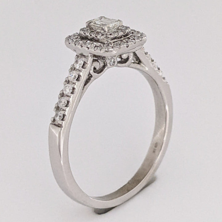10K WHITE .50 CARAT TOTAL WEIGHT SI1 I DIAMOND EMERALD CUT (1) ROUND (49) ESTATE HALO RING 3.0 GRAMS