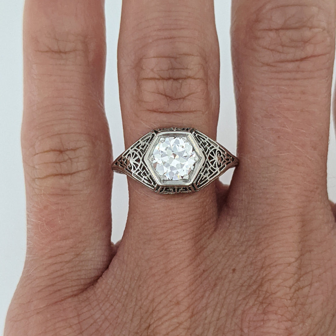 PLATINUM .90 CARAT TOTAL SI1 H DIAMOND ROUND FILAGREE HEXAGON ESTATE RING 3.2 GRAMS